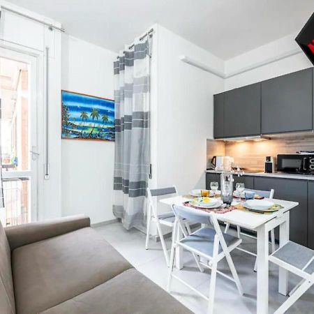 La Suite Di Tommy Con Parcheggio Privato Florenţa Exterior foto