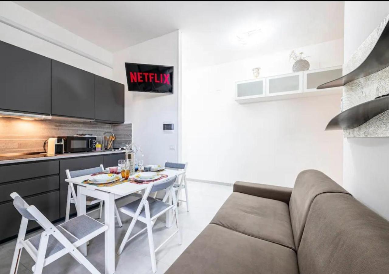 La Suite Di Tommy Con Parcheggio Privato Florenţa Exterior foto