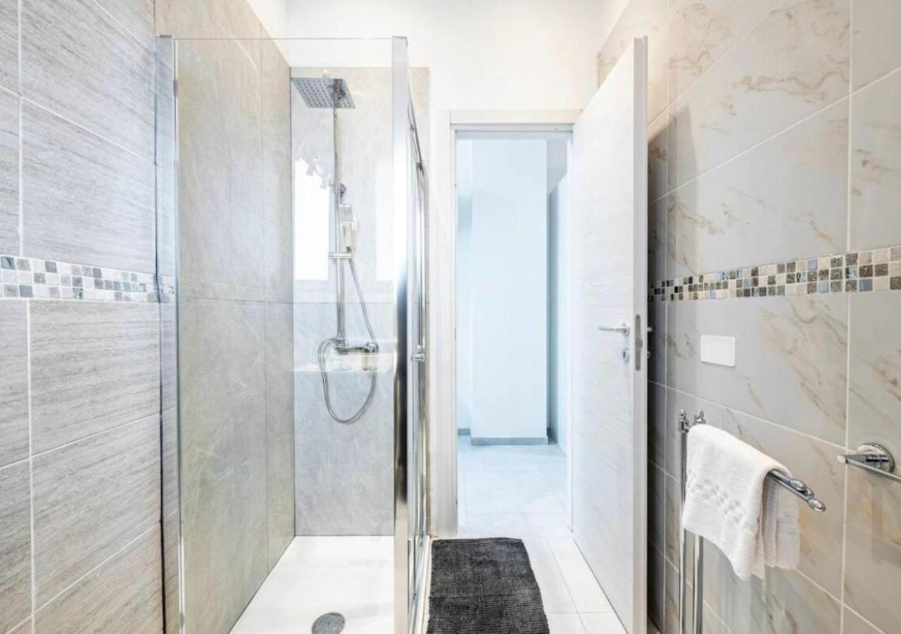 La Suite Di Tommy Con Parcheggio Privato Florenţa Exterior foto
